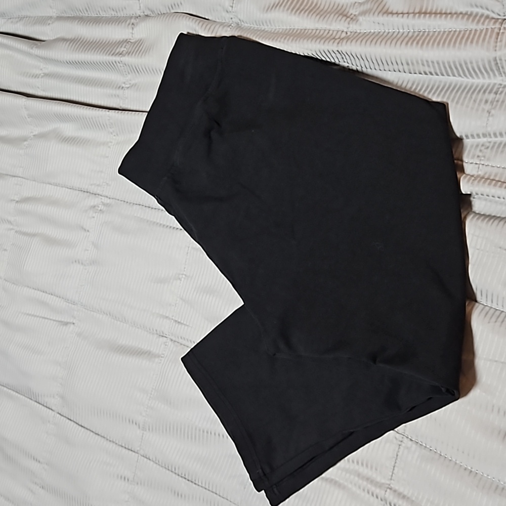 Ilovesia capri pants